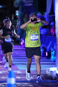 BIB: 3841, 302
                            <button type="button" onclick="openModal(26222049)" class="btn btn-primary btn-sm float-right btn-popup" data-toggle="modal" data-target=".modal-high-quality">
                        <i class="fas fa-shopping-cart"></i> Add to Cart
                    </button>
                                            <button type="button" onclick="isThisMe(26222049, true)" class="btn btn-success btn-sm float-right btn-popup btn-isme hidden" data-toggle="tooltip" data-placement="bottom" title="นี่คือรูปของคุณใช่ไหม คลิกที่นี่เพื่อเอาเข้าอัลบั้ม">
                        <i class="fas fa-plus"></i> Add to album
                    </button>
                    <button type="button" onclick="isThisMe(26222049, false)" class="btn btn-warning btn-sm float-right btn-popup btn-isnotme hidden">
                        <i class="fas fa-ban"></i> Remove from album
                    </button>